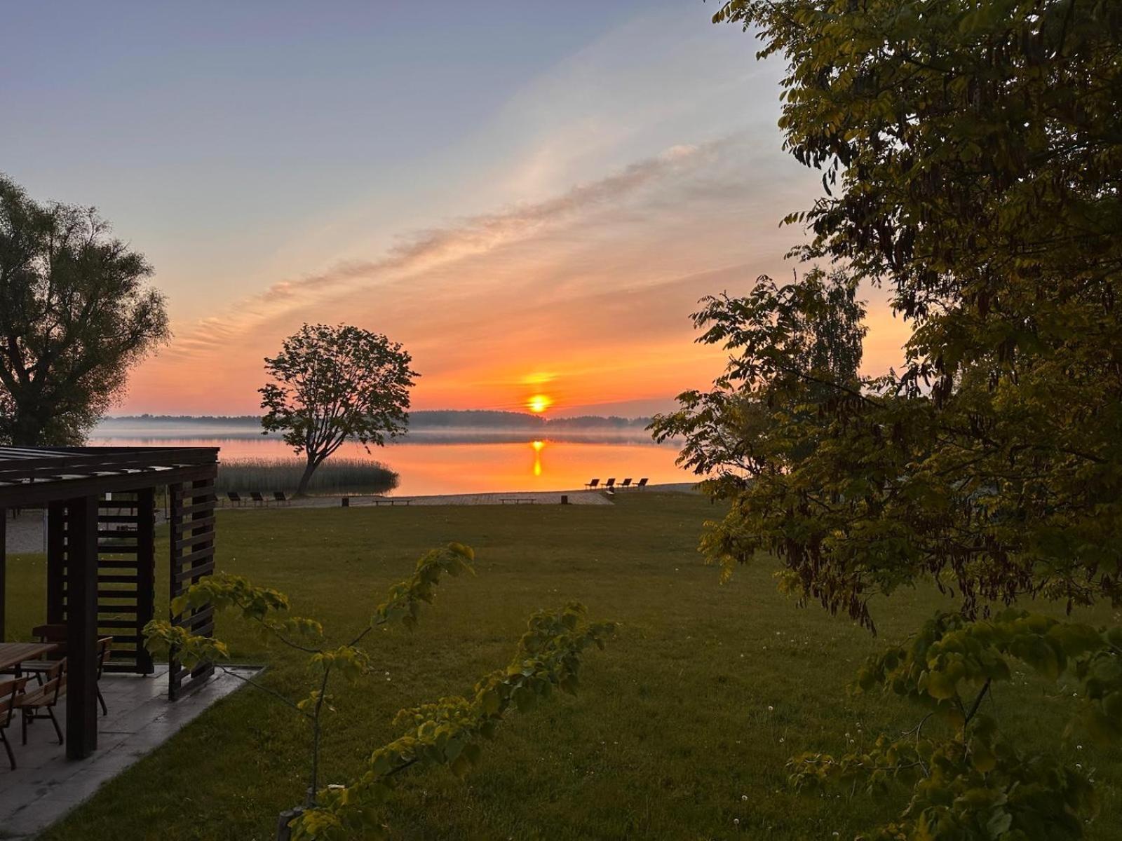 Swiat Jezior Lägenhet Mikołajki Exteriör bild